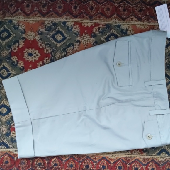 Banana Republic Ryan fit Bermuda pants - Picture 3 of 5